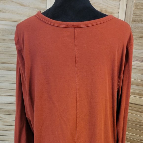 Soft and Stylish a.n.a Gently Used Pullover T-Shirt - Essential Basics, Slim Fit - Picture 3 of 3